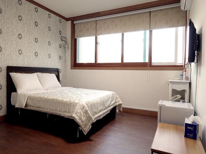 Happy Memory Hotell Jeonju Eksteriør bilde
